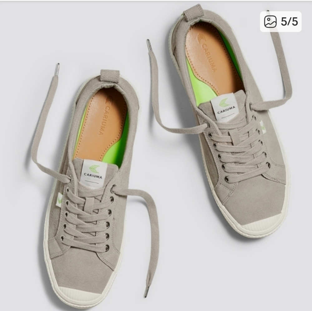 Cariuma OCA suede